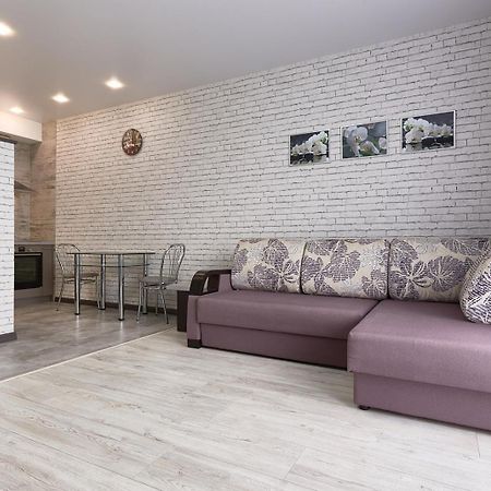 Perfect Apartments M Polytech, Ohmatdet, Parking เคียฟ ภายนอก รูปภาพ