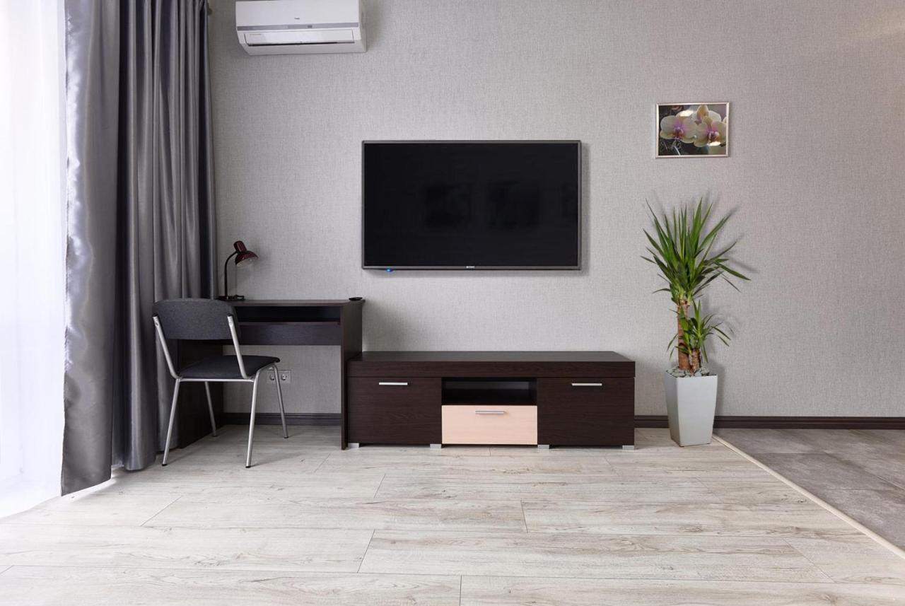 Perfect Apartments M Polytech, Ohmatdet, Parking เคียฟ ภายนอก รูปภาพ
