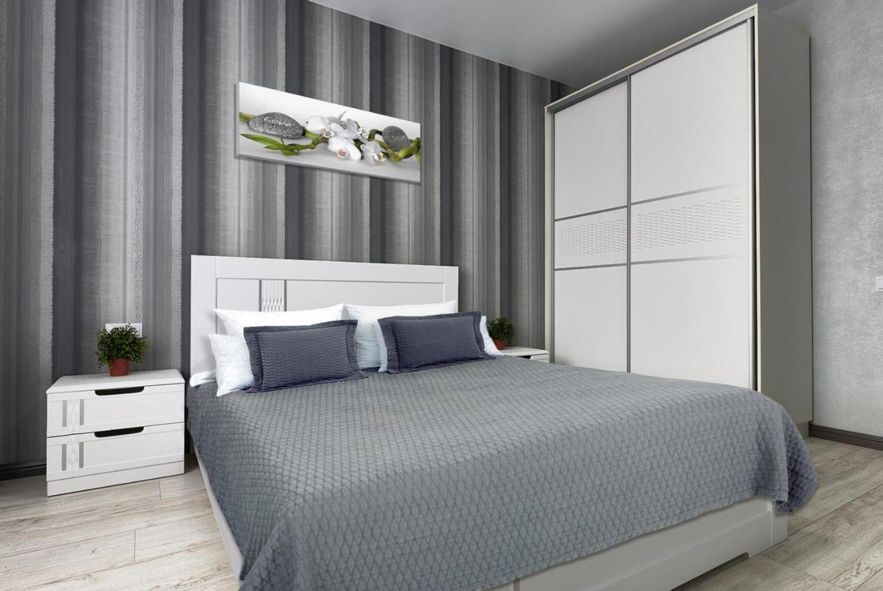 Perfect Apartments M Polytech, Ohmatdet, Parking เคียฟ ภายนอก รูปภาพ