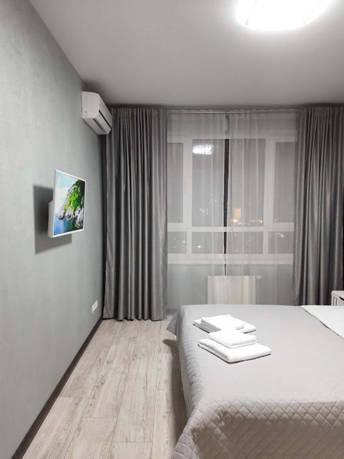 Perfect Apartments M Polytech, Ohmatdet, Parking เคียฟ ภายนอก รูปภาพ